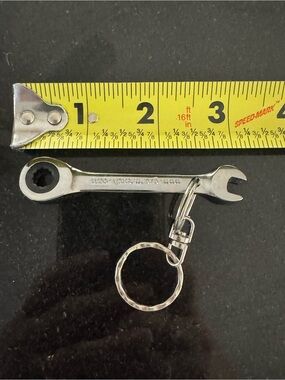 Mini Ratchet Wrench Keychain - Silver